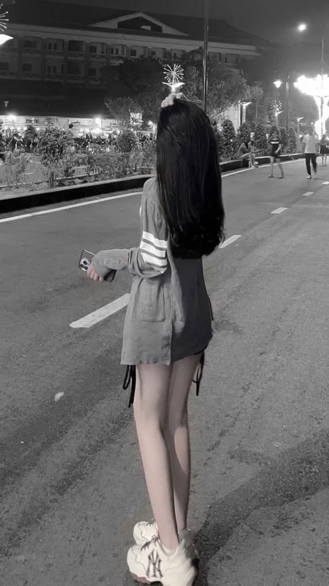 Ảnh gái xinh dáng đẹp Tôn Vóc Dáng 8