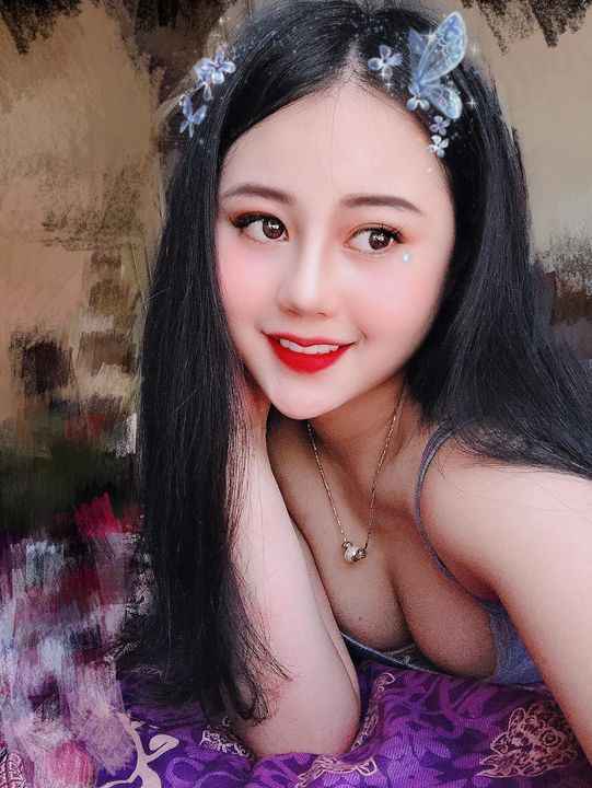 Ảnh gái xinh dễ thương với nụ cười ngọt ngào 8