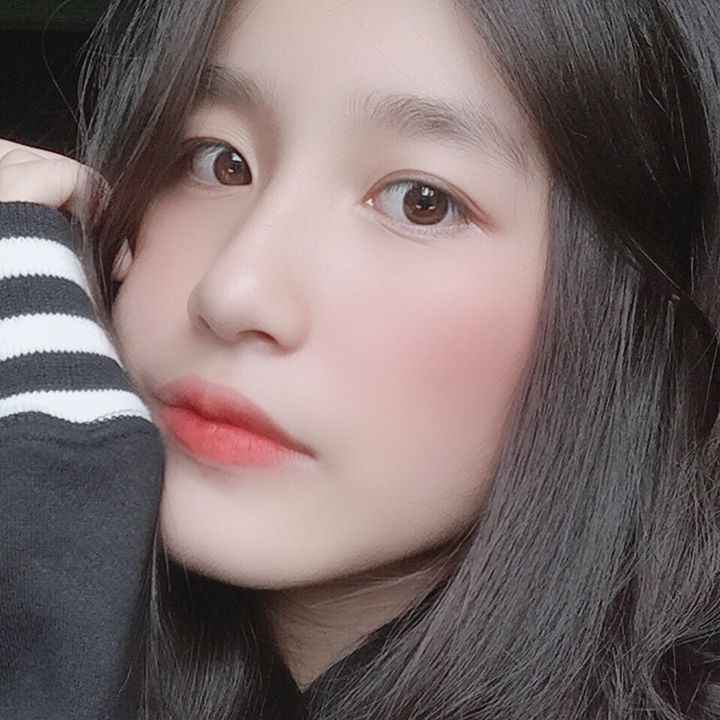 Ảnh gái xinh dễ thương với nụ cười ngọt ngào 13