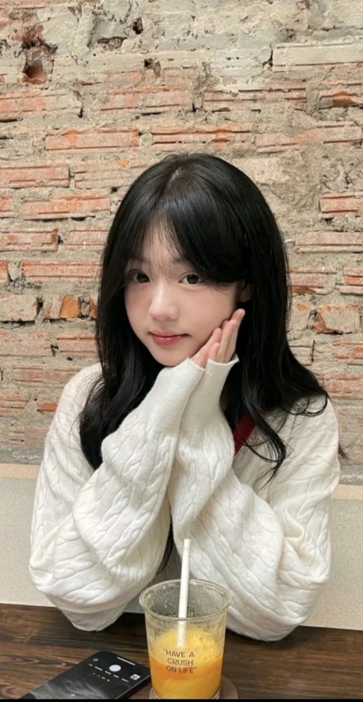 Ảnh girl xinh toát lên thần thái dịu dàng đáng yêu 12