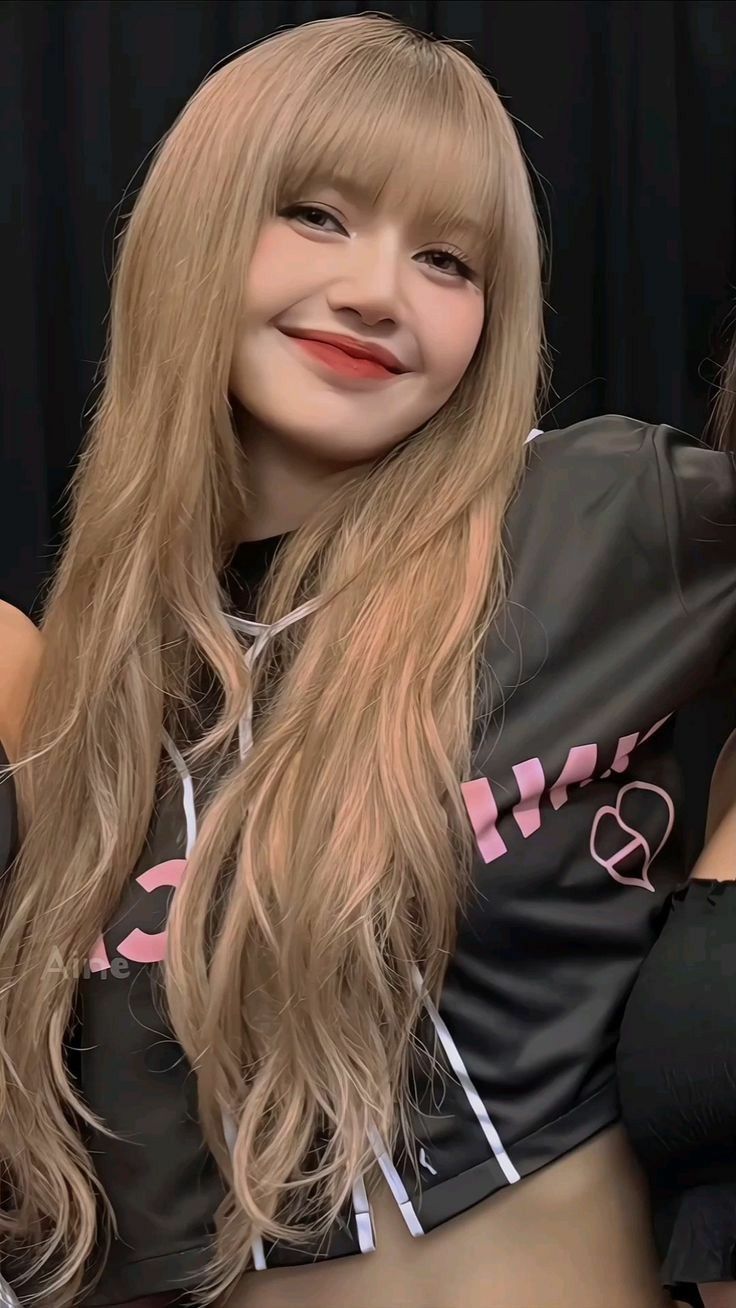 Ảnh Lisa Thần Thái Đỉnh Cao Đậm Chất Idol 14