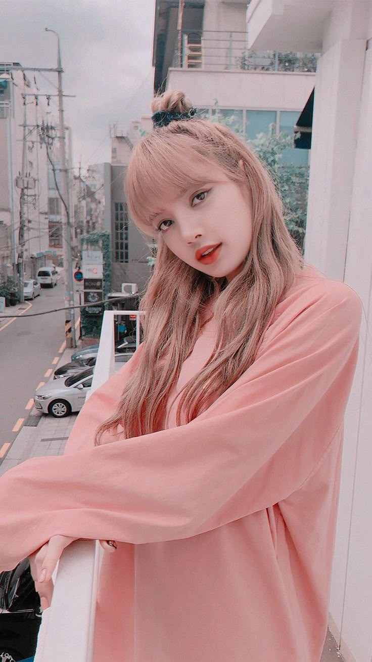 Ảnh Lisa Thần Thái Đỉnh Cao Đậm Chất Idol 19