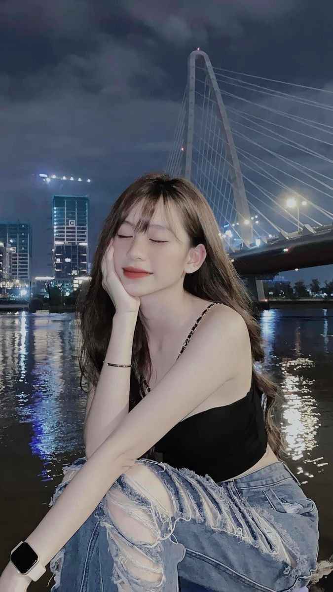 Hình Ảnh Nữ Đẹp Nhất Gây Sốt Mạng Xã Hội